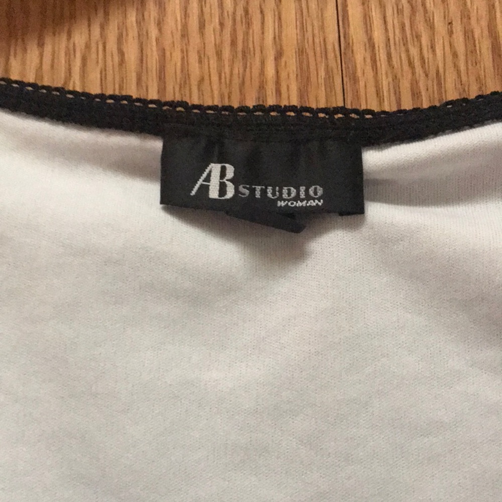AB Studio top - Picture 2 of 4